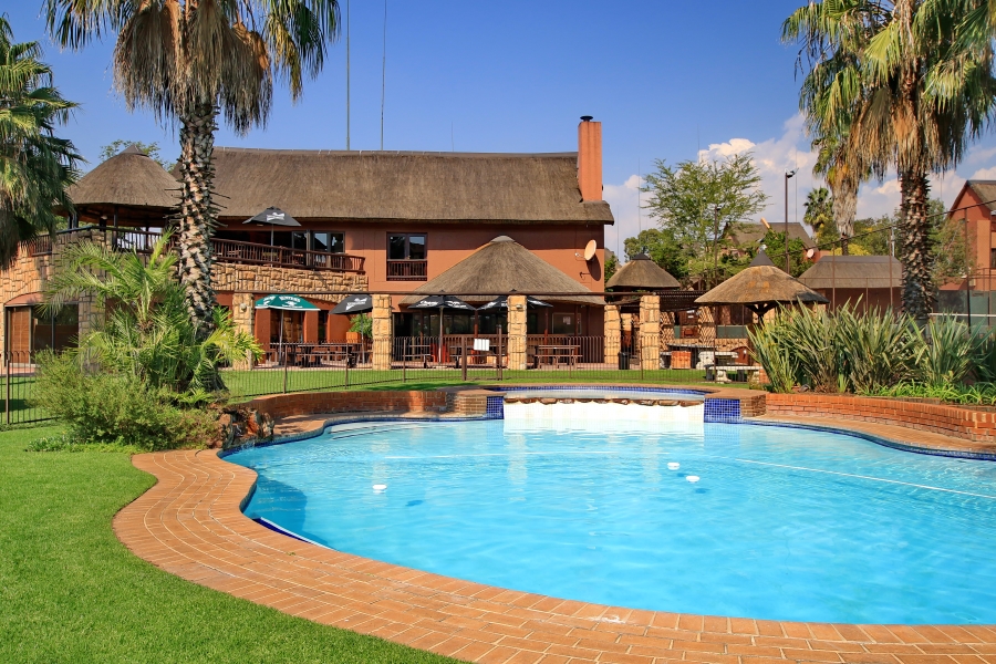 To Let 2 Bedroom Property for Rent in Fourways Gauteng