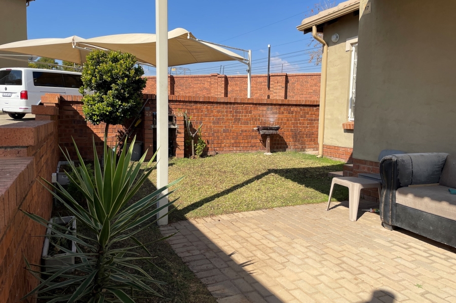 To Let 3 Bedroom Property for Rent in The Reeds Gauteng
