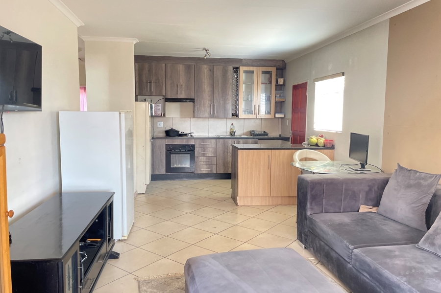 To Let 3 Bedroom Property for Rent in The Reeds Gauteng