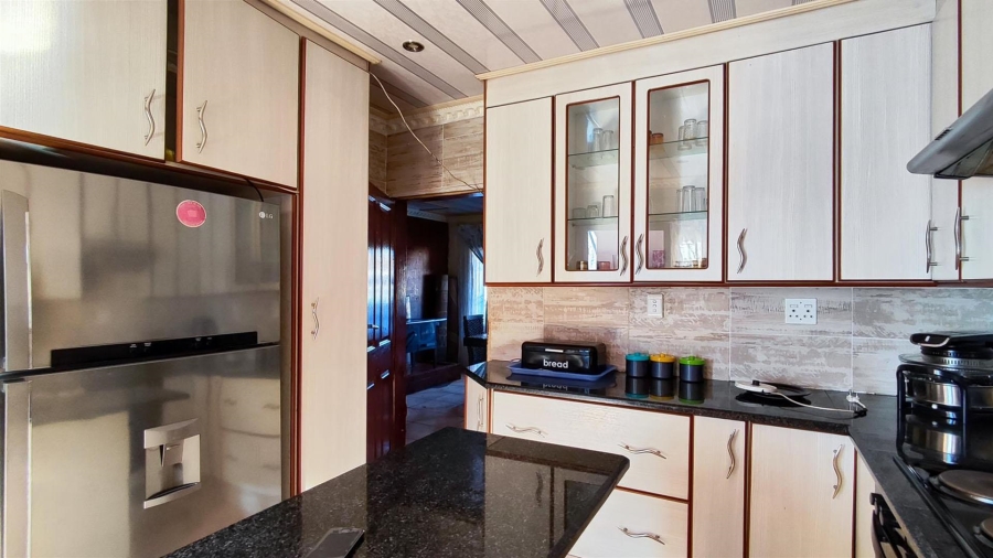 4 Bedroom Property for Sale in Actonville Gauteng