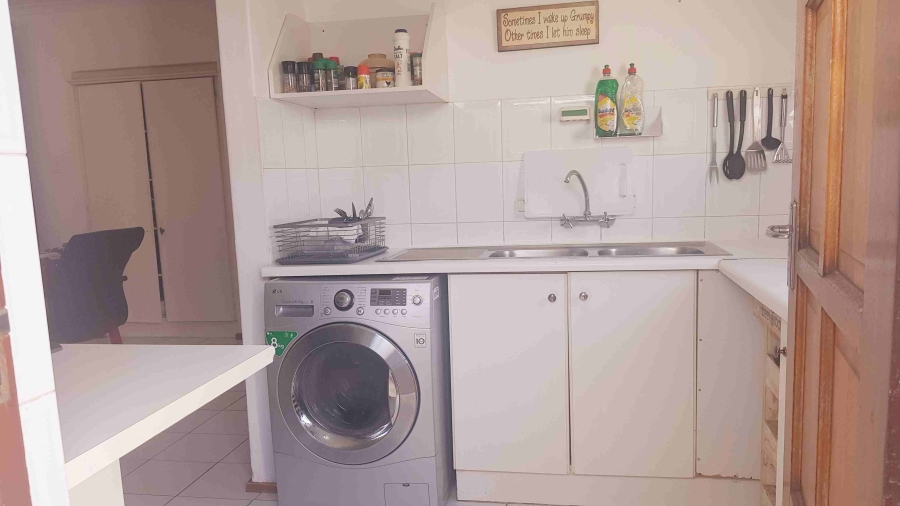 To Let 2 Bedroom Property for Rent in Radiokop Gauteng