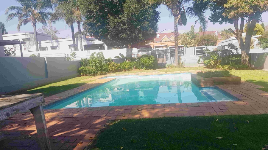 To Let 2 Bedroom Property for Rent in Radiokop Gauteng