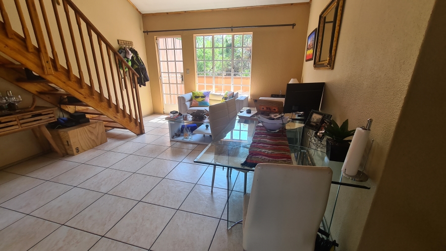 To Let 3 Bedroom Property for Rent in Paulshof Gauteng