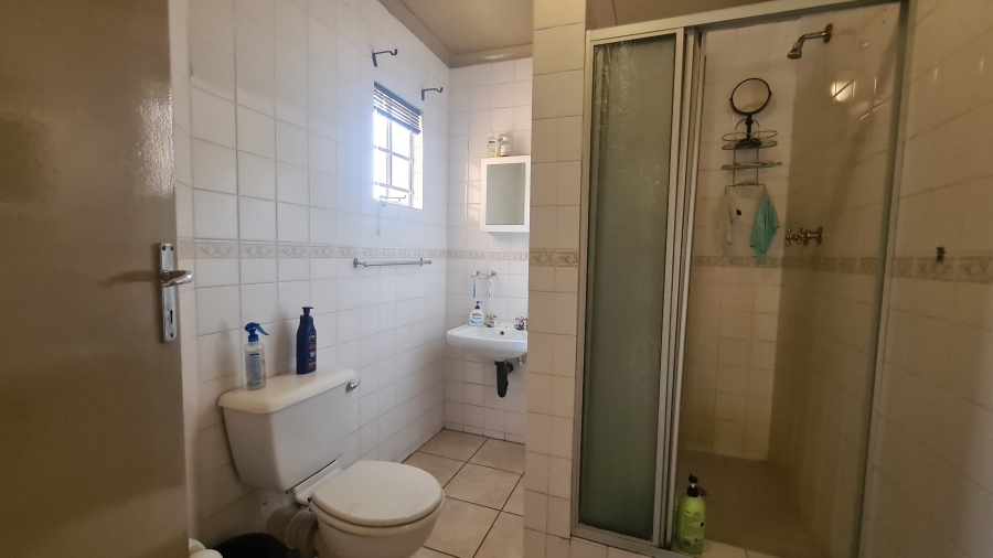 To Let 3 Bedroom Property for Rent in Paulshof Gauteng