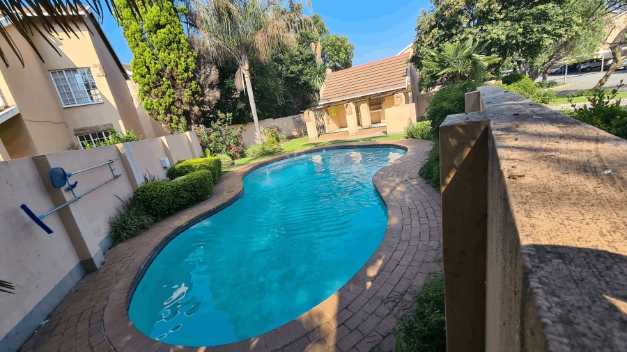 To Let 3 Bedroom Property for Rent in Paulshof Gauteng