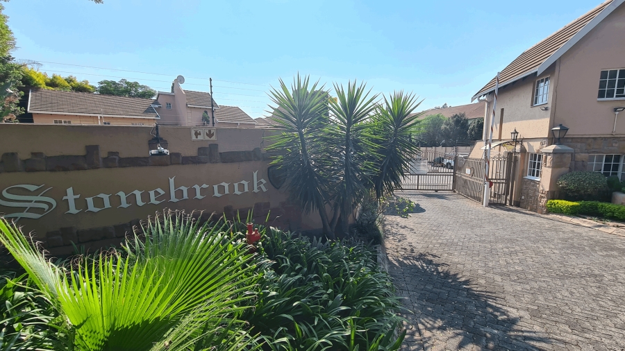 To Let 3 Bedroom Property for Rent in Paulshof Gauteng