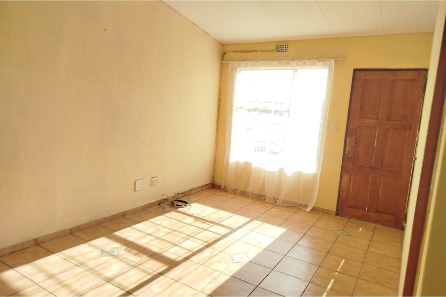 2 Bedroom Property for Sale in Ridgeway Gauteng