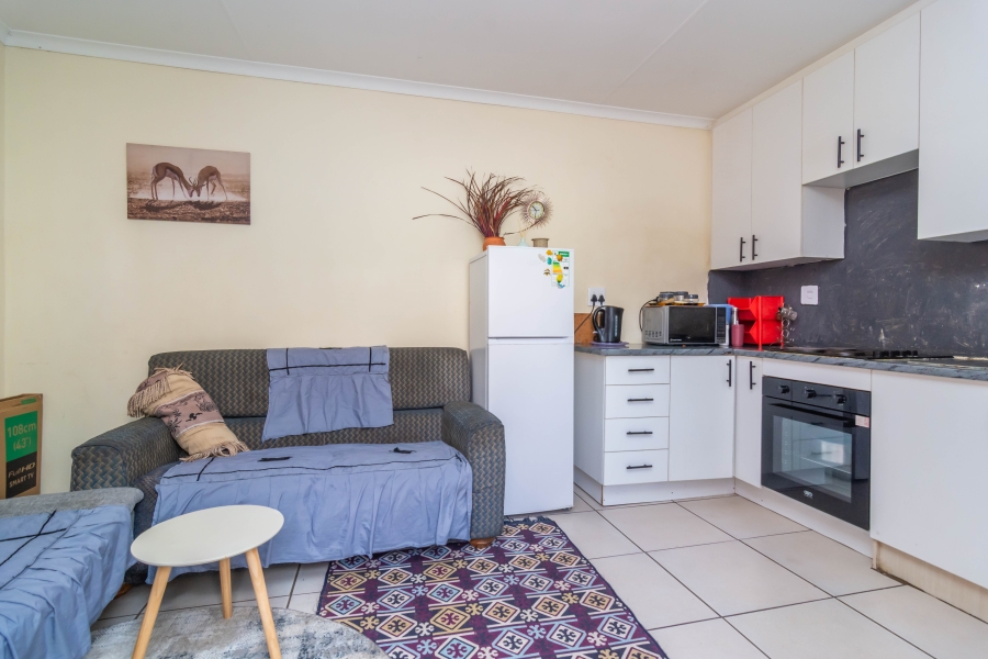 2 Bedroom Property for Sale in Fleurhof Gauteng