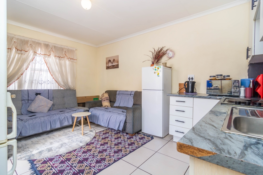 2 Bedroom Property for Sale in Fleurhof Gauteng
