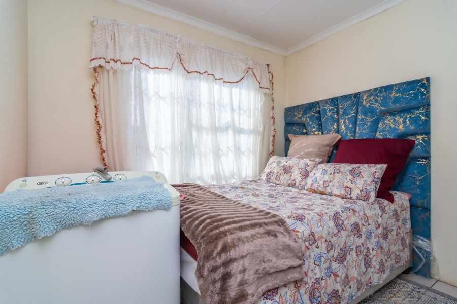 2 Bedroom Property for Sale in Fleurhof Gauteng