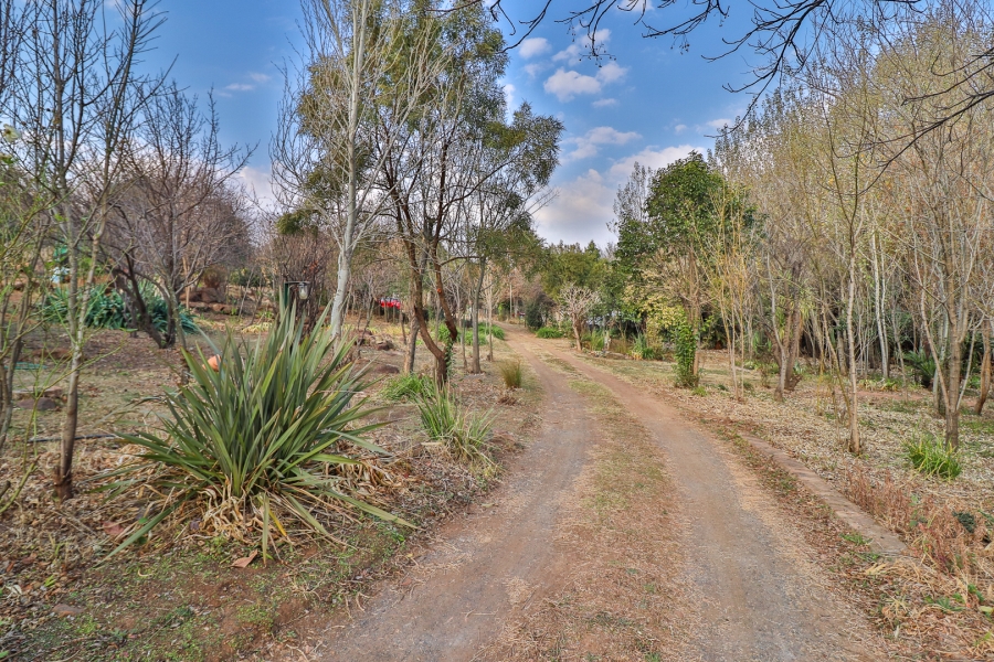 9 Bedroom Property for Sale in Hartzenbergfontein Gauteng