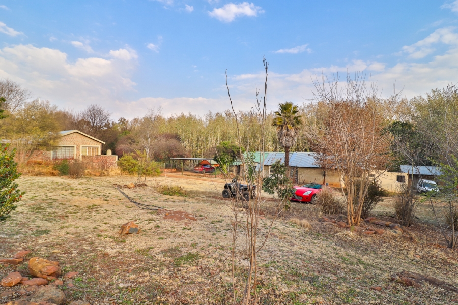 9 Bedroom Property for Sale in Hartzenbergfontein Gauteng