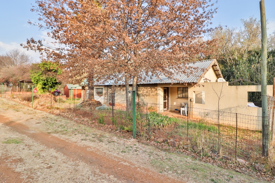 9 Bedroom Property for Sale in Hartzenbergfontein Gauteng