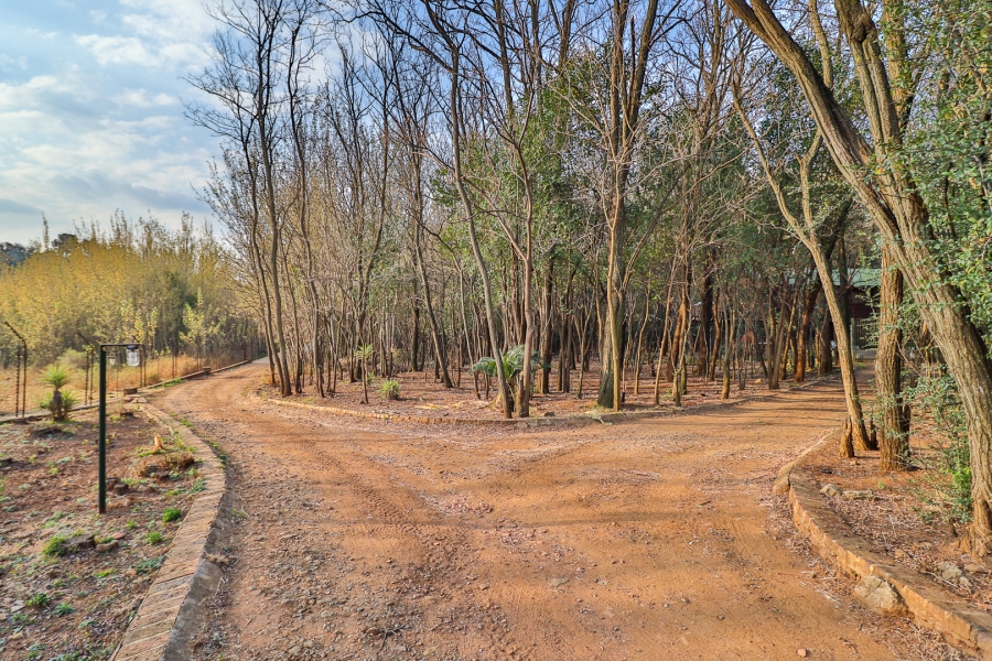 9 Bedroom Property for Sale in Hartzenbergfontein Gauteng