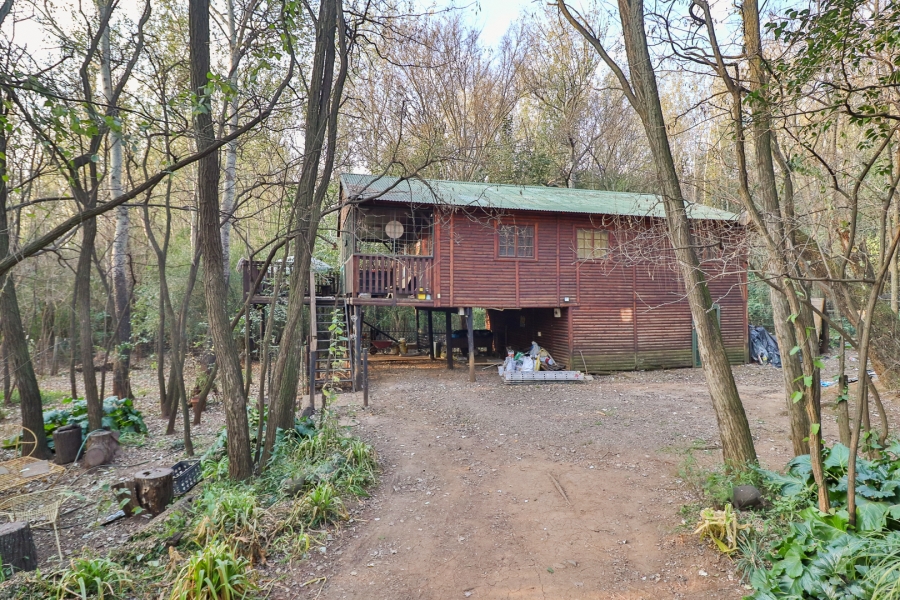 9 Bedroom Property for Sale in Hartzenbergfontein Gauteng