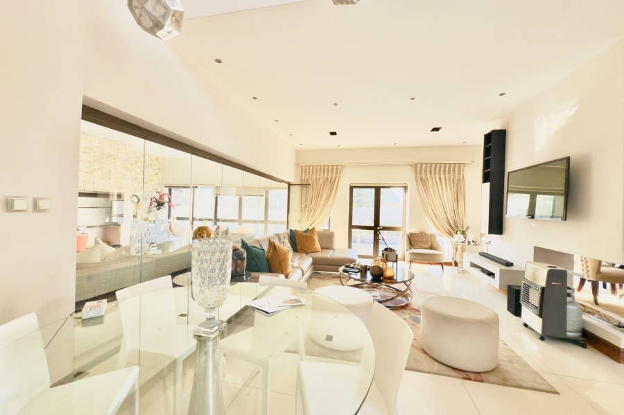 5 Bedroom Property for Sale in Savannah Hills Estate Gauteng