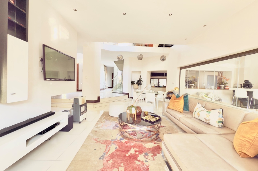 5 Bedroom Property for Sale in Savannah Hills Estate Gauteng