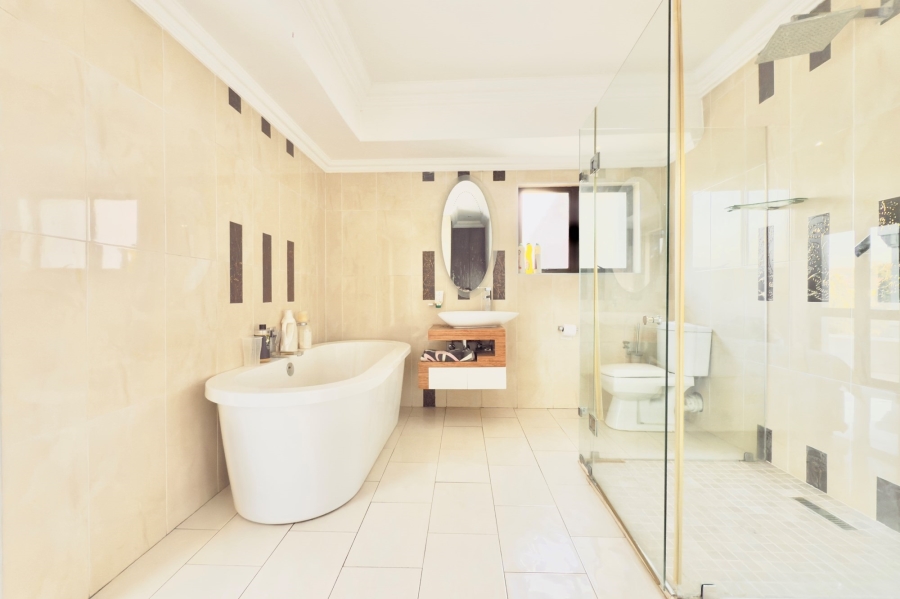 5 Bedroom Property for Sale in Savannah Hills Estate Gauteng