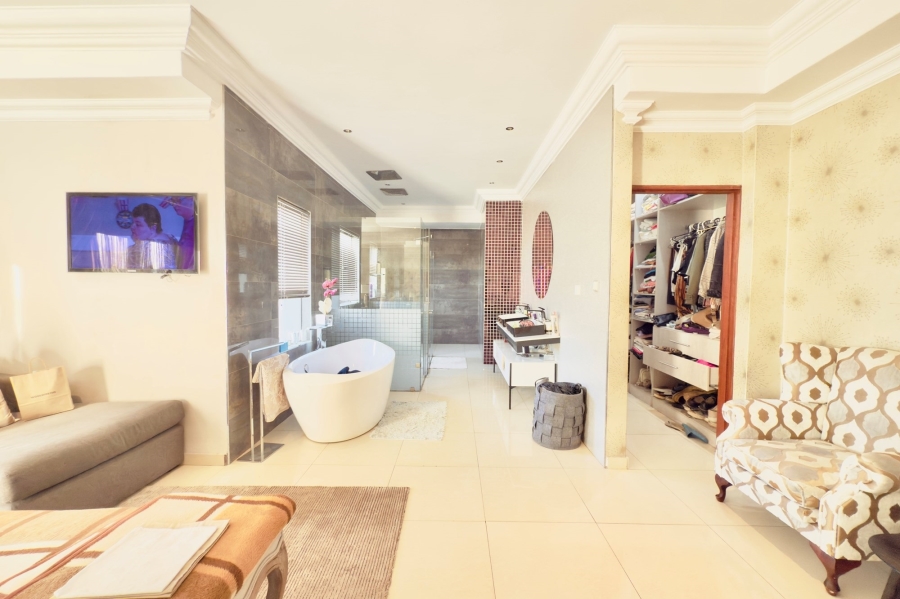 5 Bedroom Property for Sale in Savannah Hills Estate Gauteng