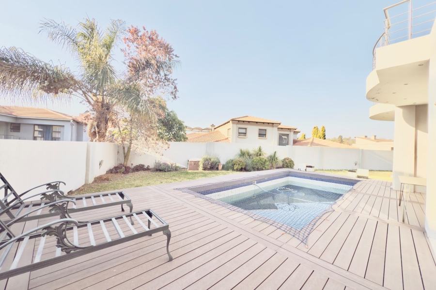 5 Bedroom Property for Sale in Savannah Hills Estate Gauteng