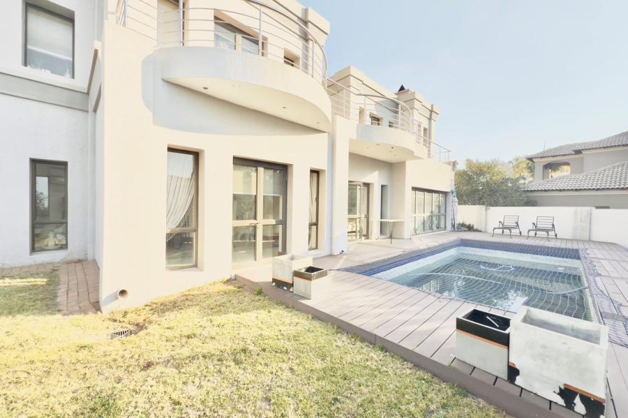 5 Bedroom Property for Sale in Savannah Hills Estate Gauteng