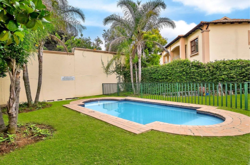 2 Bedroom Property for Sale in Woodmead Gauteng