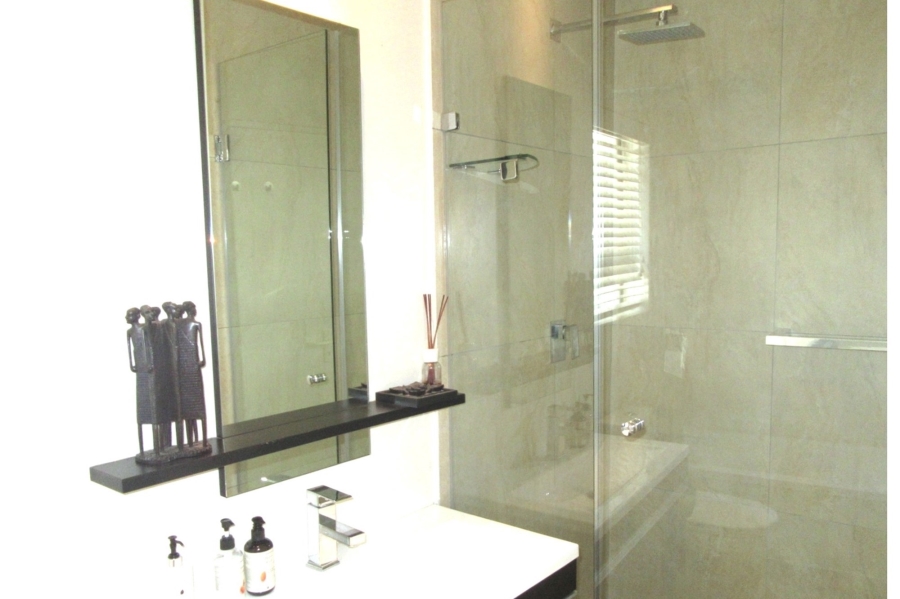 2 Bedroom Property for Sale in River Club Gauteng