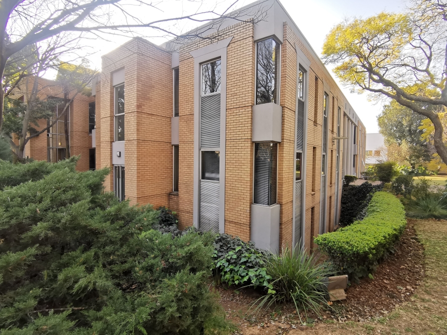 To Let commercial Property for Rent in Houghton Estate Gauteng