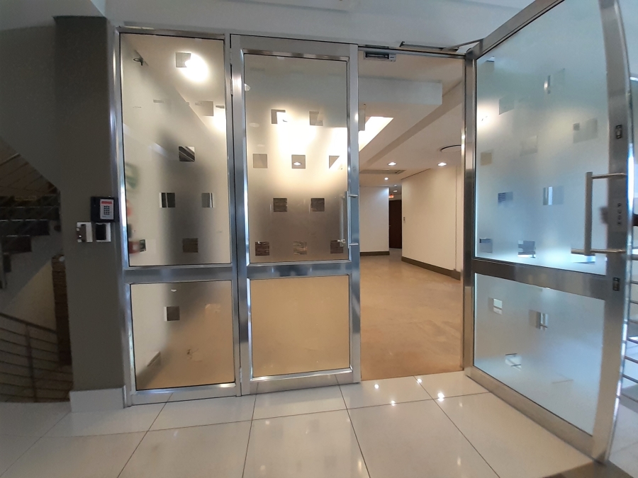 To Let commercial Property for Rent in Die Hoewes Gauteng