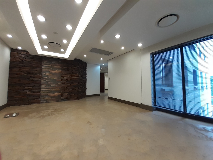 To Let commercial Property for Rent in Die Hoewes Gauteng