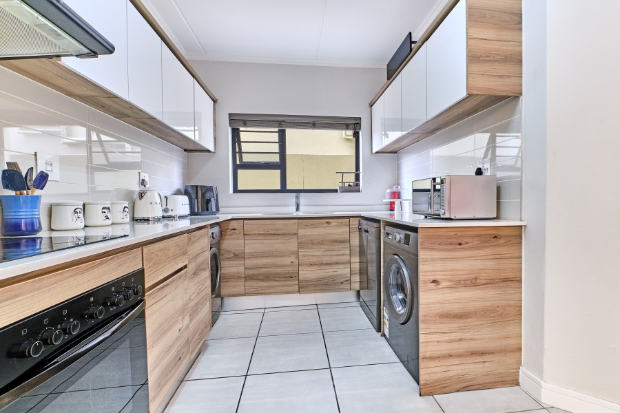 3 Bedroom Property for Sale in Waterfall Gauteng
