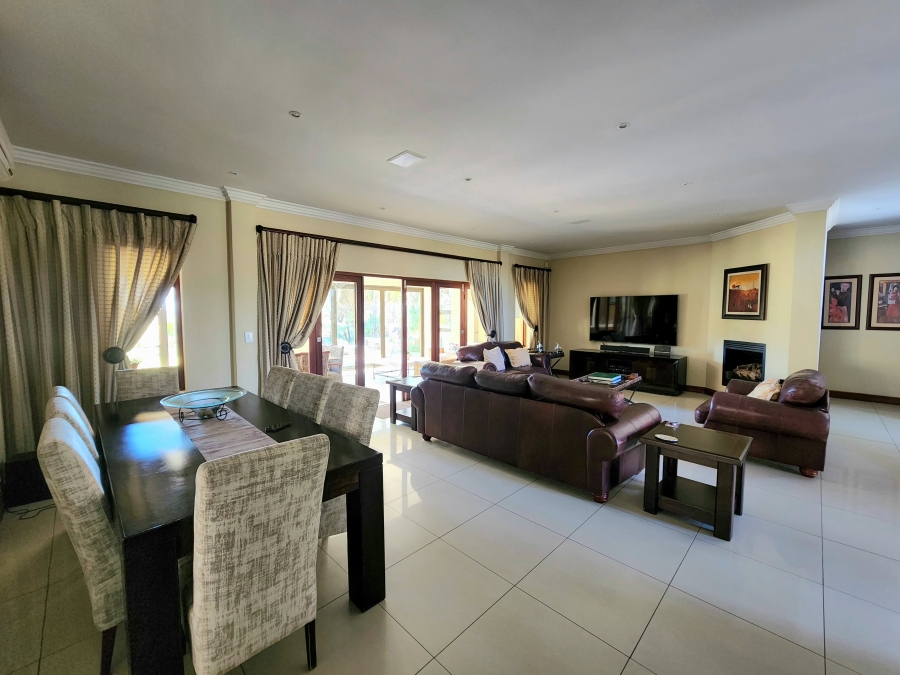5 Bedroom Property for Sale in Pebble Rock Golf Village Gauteng