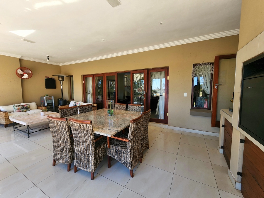 5 Bedroom Property for Sale in Pebble Rock Golf Village Gauteng