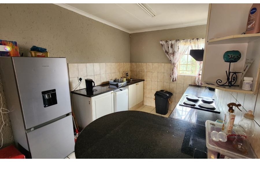 2 Bedroom Property for Sale in Kenleaf Gauteng