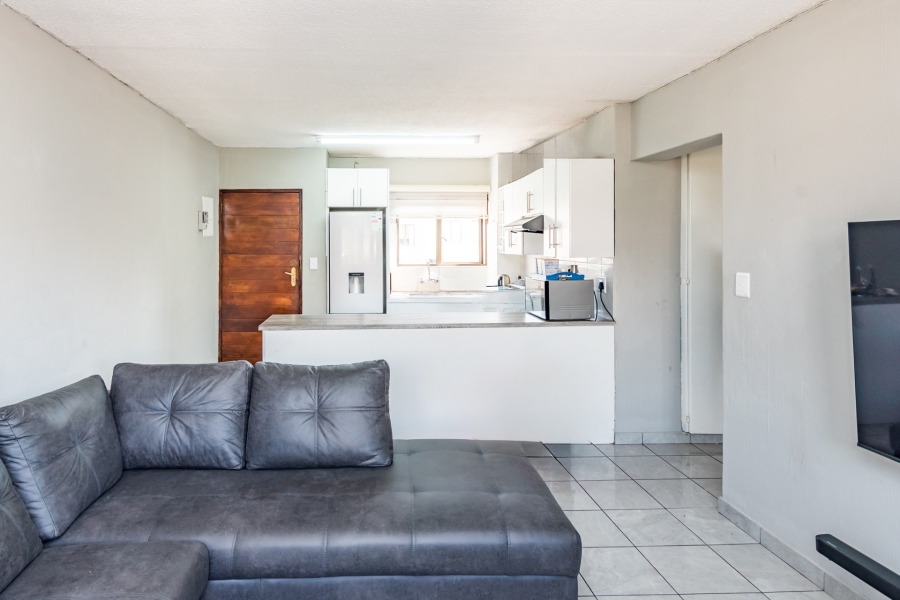 2 Bedroom Property for Sale in Weltevreden Park Gauteng