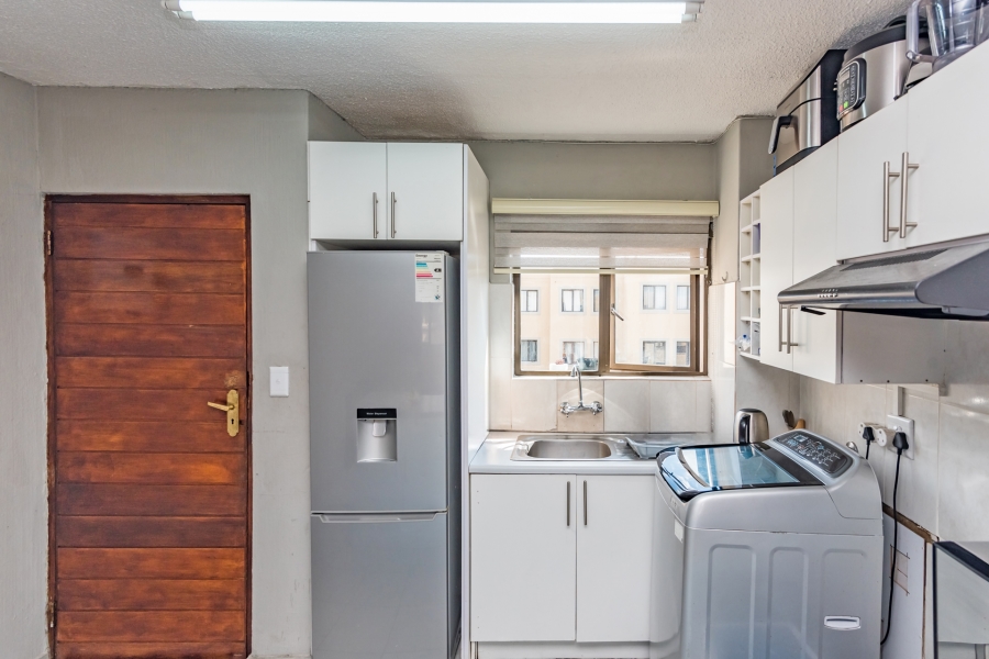 2 Bedroom Property for Sale in Weltevreden Park Gauteng