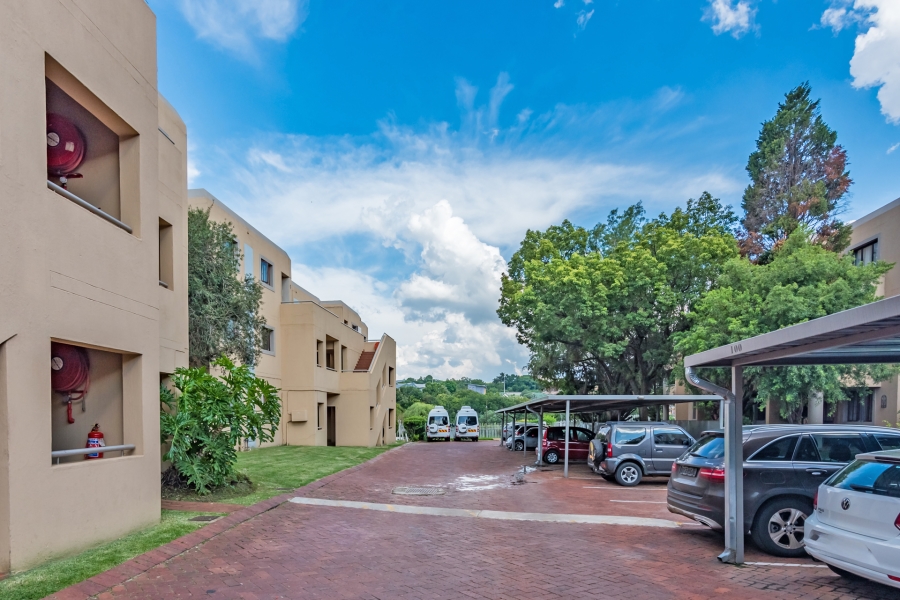 2 Bedroom Property for Sale in Weltevreden Park Gauteng