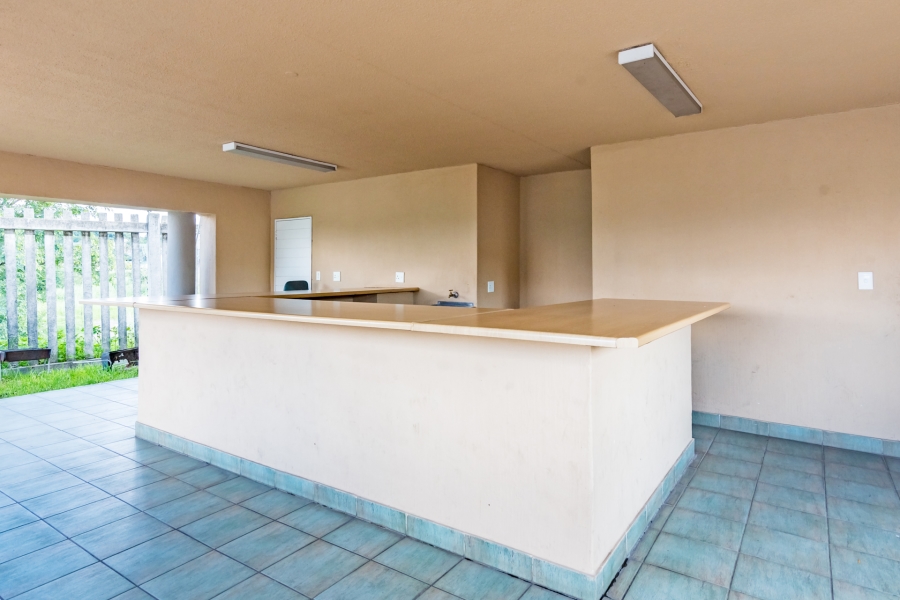 2 Bedroom Property for Sale in Weltevreden Park Gauteng