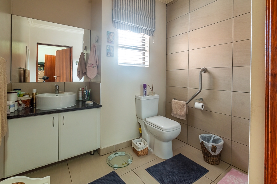 2 Bedroom Property for Sale in Equestria Gauteng
