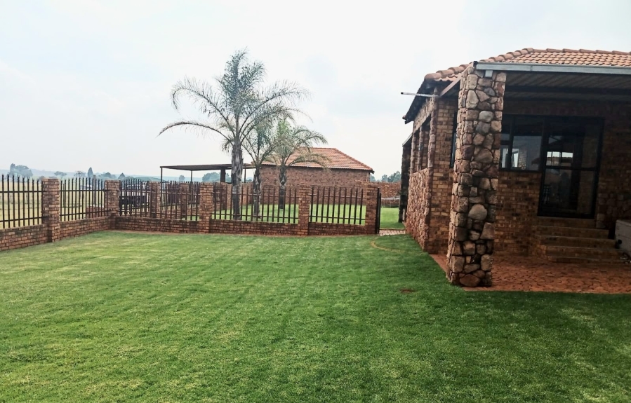 4 Bedroom Property for Sale in Bothas Geluk Gauteng