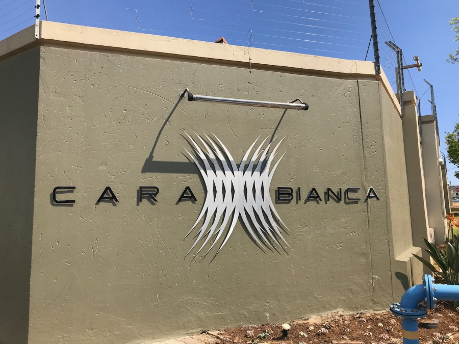 2 Bedroom Property for Sale in Broadacres Gauteng