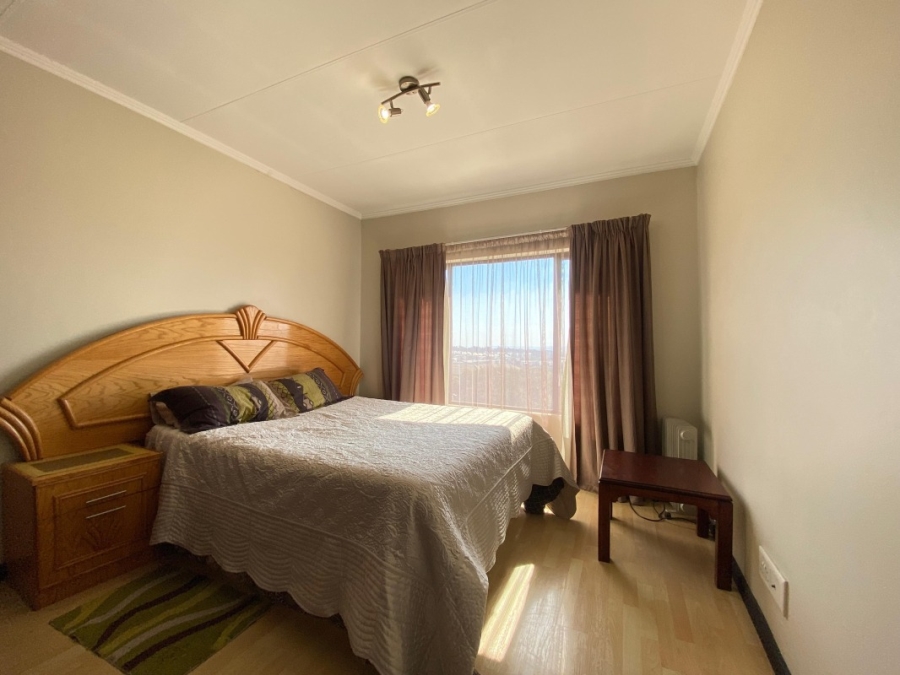 2 Bedroom Property for Sale in Greenstone Hill Gauteng