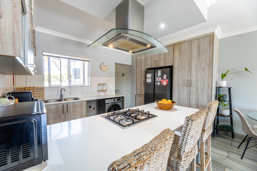 2 Bedroom Property for Sale in Broadacres Gauteng