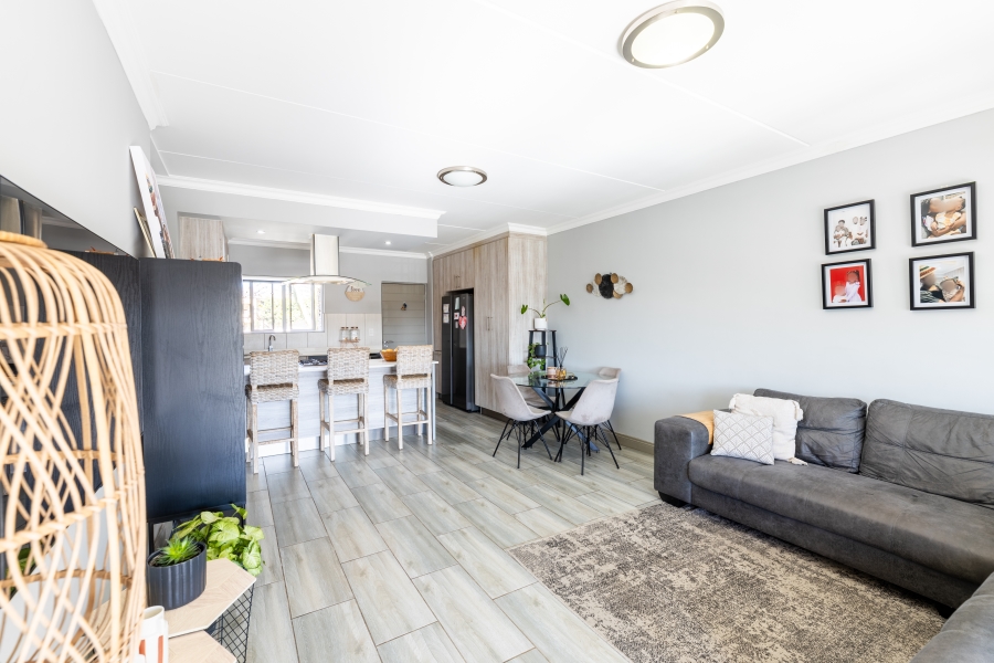 2 Bedroom Property for Sale in Broadacres Gauteng