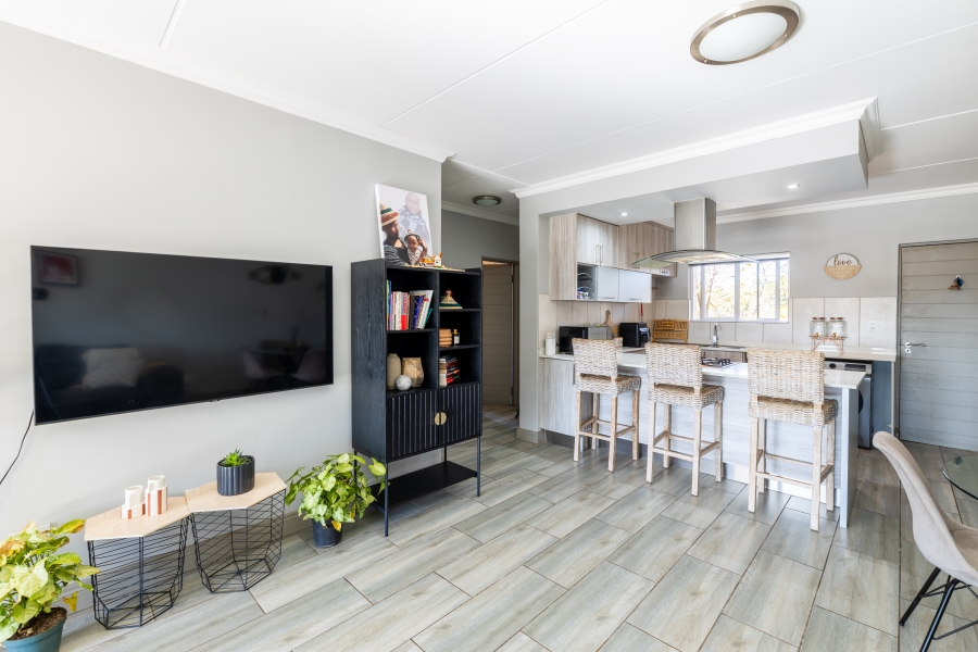 2 Bedroom Property for Sale in Broadacres Gauteng