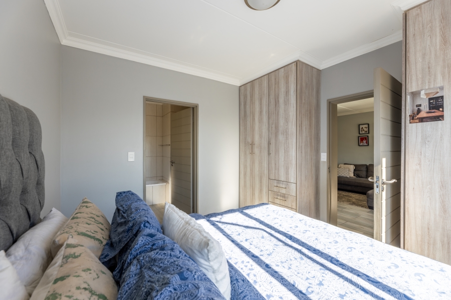2 Bedroom Property for Sale in Broadacres Gauteng