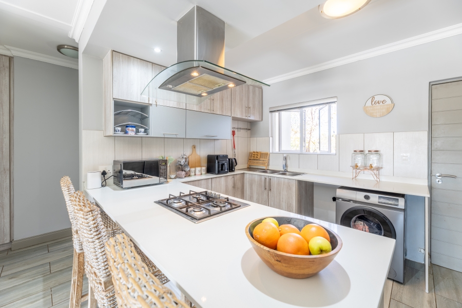 2 Bedroom Property for Sale in Broadacres Gauteng