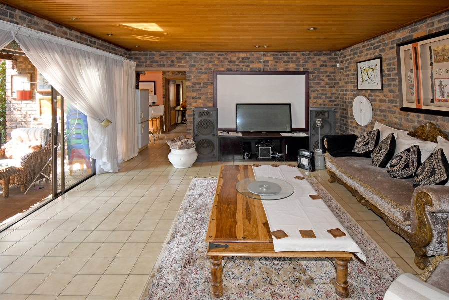 3 Bedroom Property for Sale in Orange Grove Gauteng