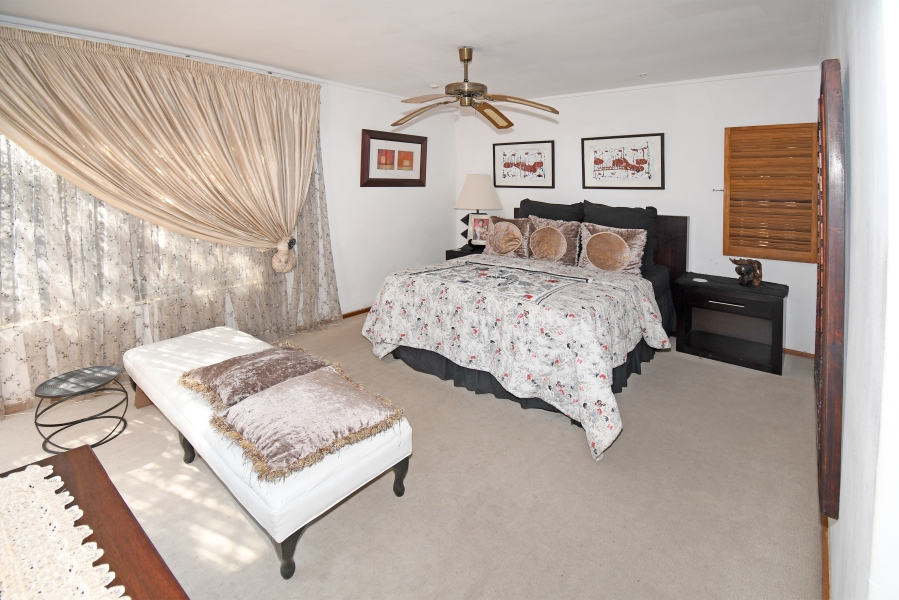 3 Bedroom Property for Sale in Orange Grove Gauteng