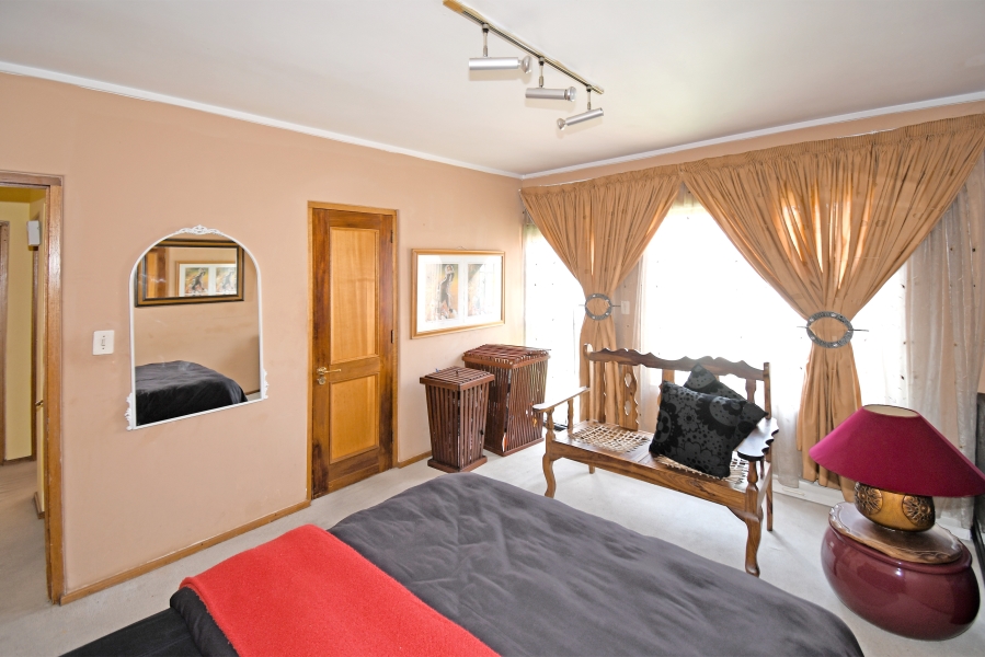 3 Bedroom Property for Sale in Orange Grove Gauteng